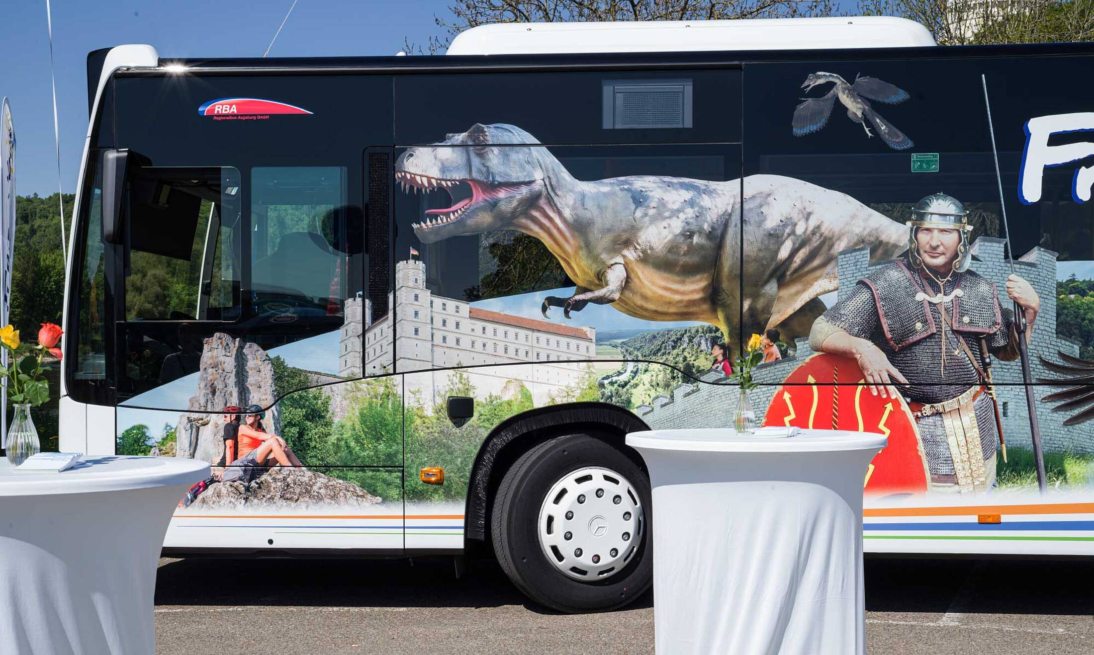 Feizeitbus mit Bedruckung